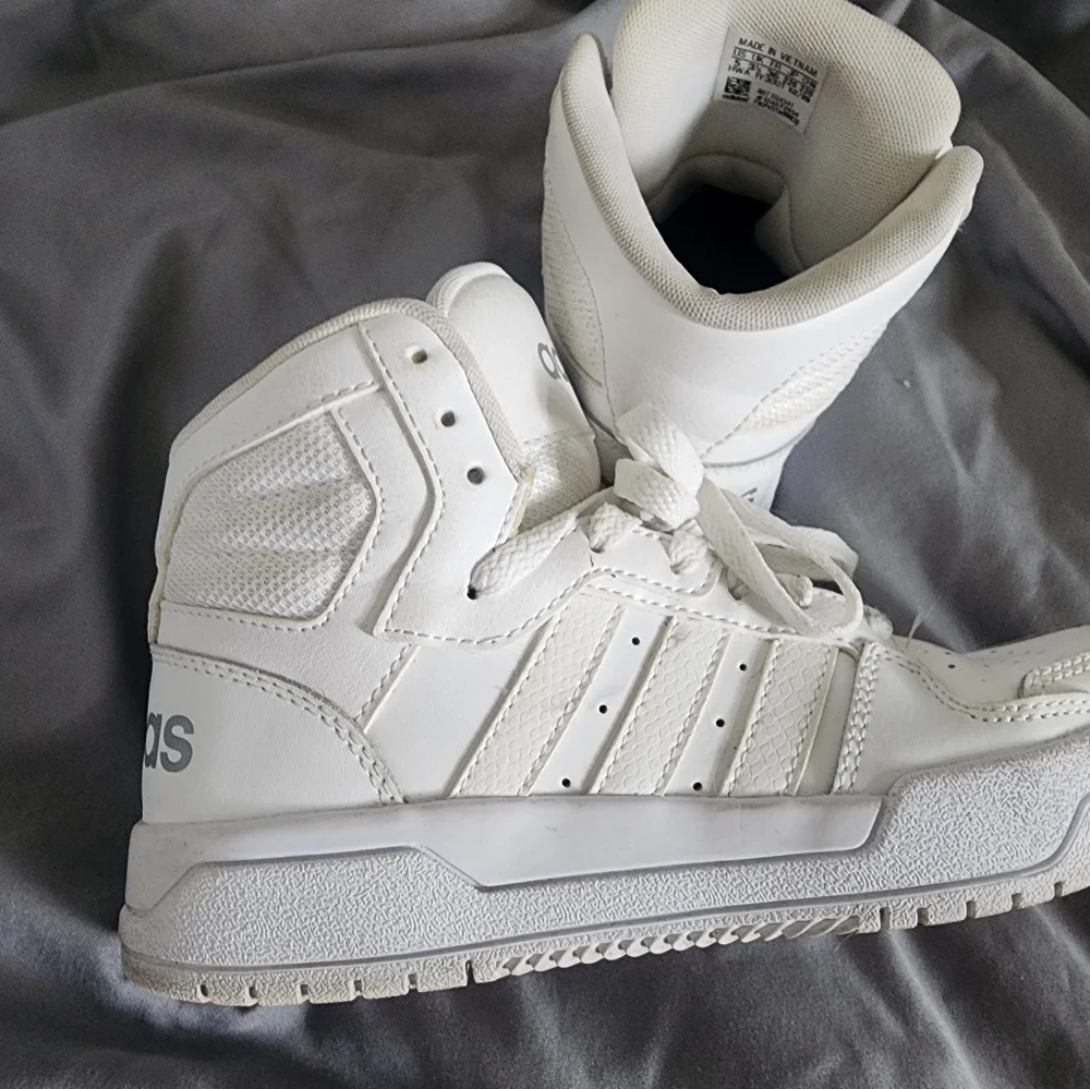 Adidas hightops - Picture 4 of 8